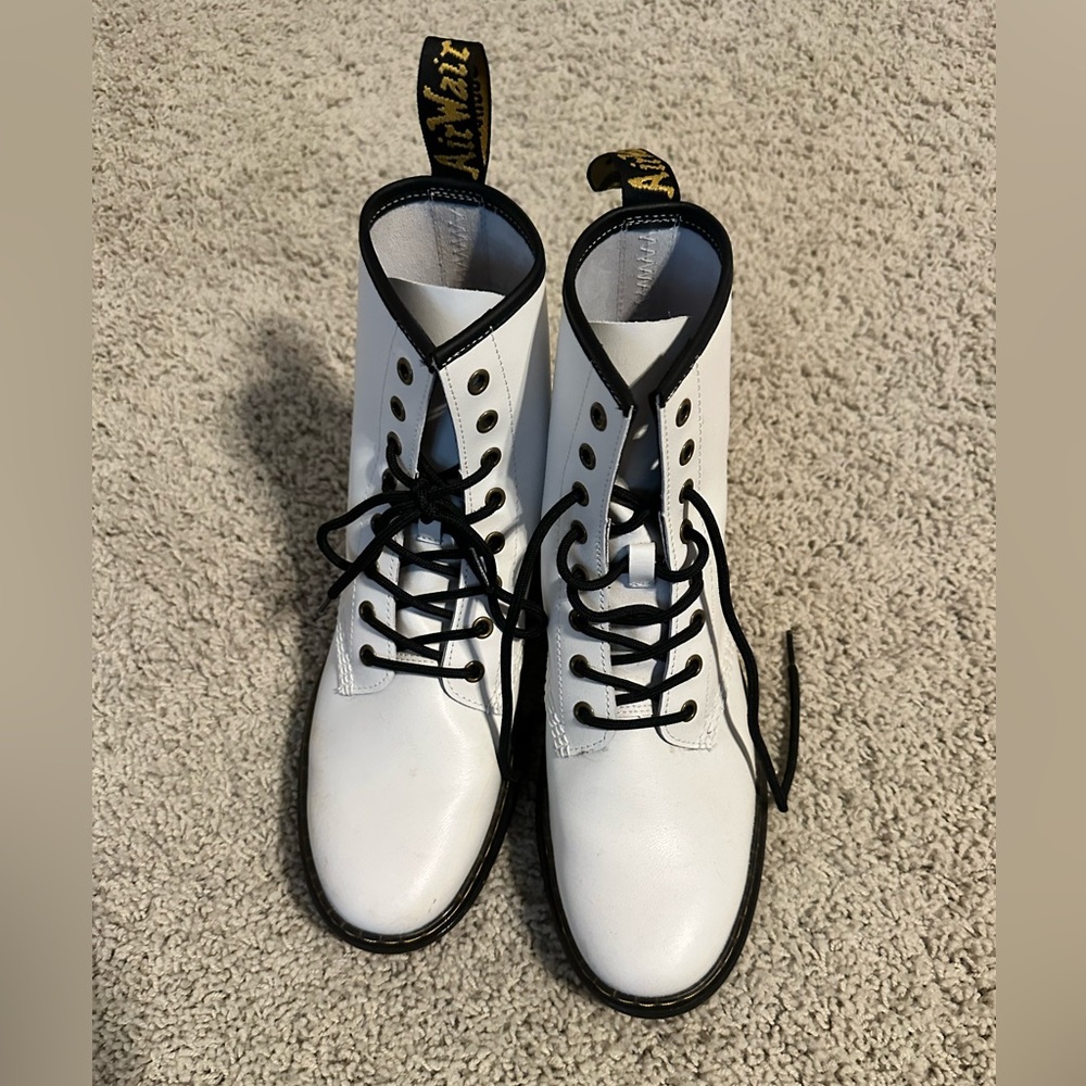 Doc Martens never worn women’s size 9